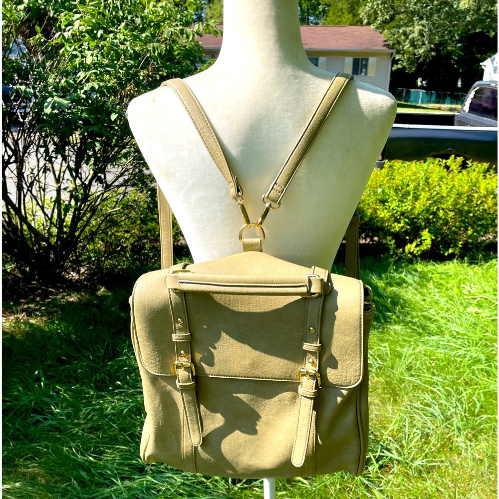 MMS’s Multi-Wear Backpack; Olive Green EUC